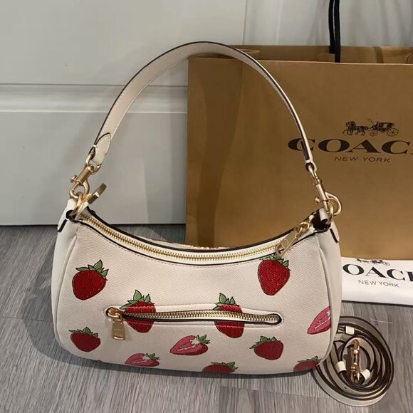 COACH cAL67 Teri Strawberry Underarm Bag, size 29*23*8cm - Picture 4 of 9